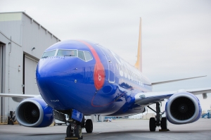 Sunday musings: Southwest flies to Hawaii, Why Daylight Saving Time, Airbnb scam uncovered in NYC