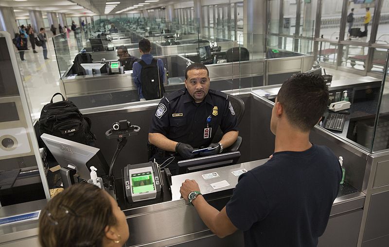 Don’t make customs agents’ jobs more difficult at the border