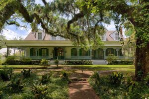 haunted hotels