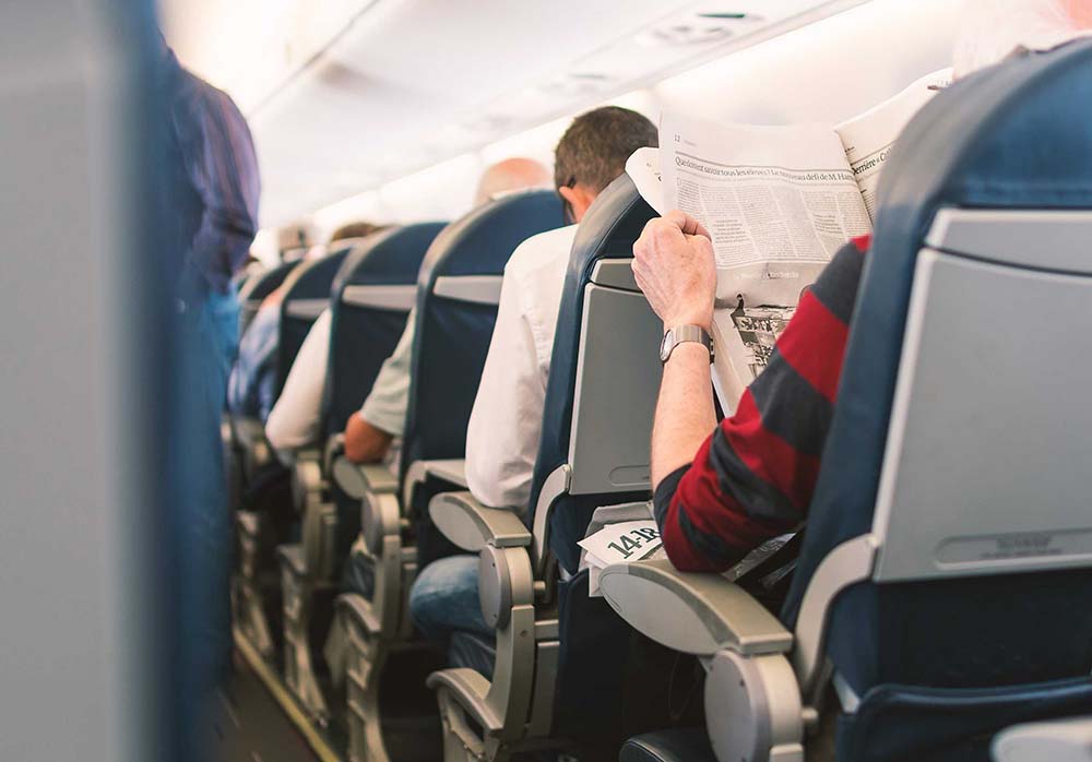 Airline seat size: Will FAA bring relief to squeezed flyers?
